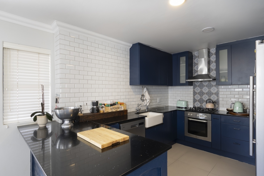 3 Bedroom Property for Sale in Kelderhof Country Village Western Cape